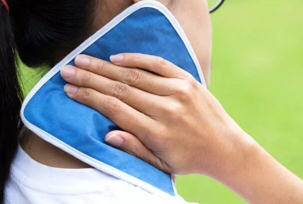 Compress the neck